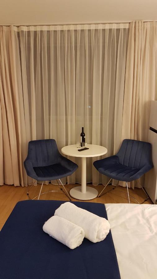 Deluxe Hotel Room In The Heart Of Batumi Orbi City A Block Exteriör bild